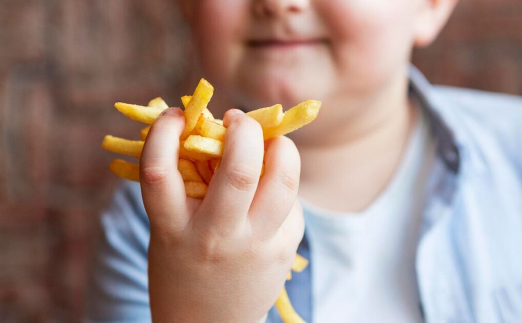 Obesidade infantil avança e exige atenção precoce, alerta especialista