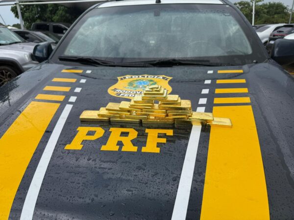 PRF apreende 15 kg de ouro ilegal avaliados em R$ 10 milhões na BR-174, em Rorainópolis