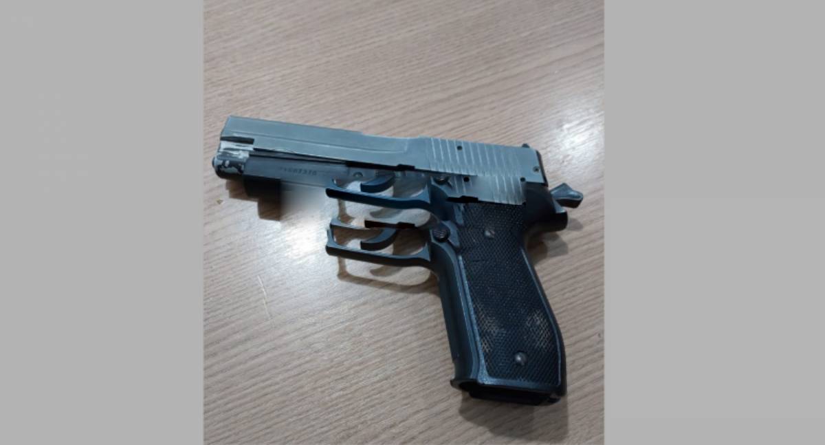 Polícia Militar apreende simulacro de arma em RO