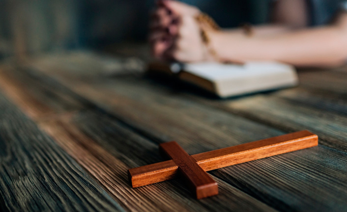 Acre ultrapassa marca de 11% de moradores sem religião, diz IBGE