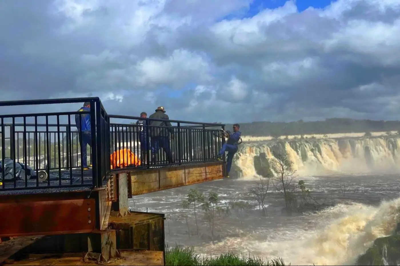Obras do Mirante da Cachoeira de Santo Antônio entram em fase final de execução – Diário do Amapá