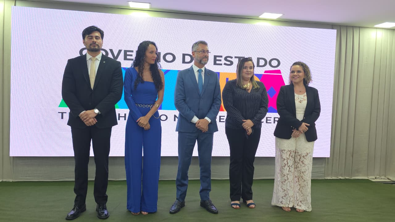 Universidade do Estado do Amapá empossa 23 novos servidores – Diário do Amapá
