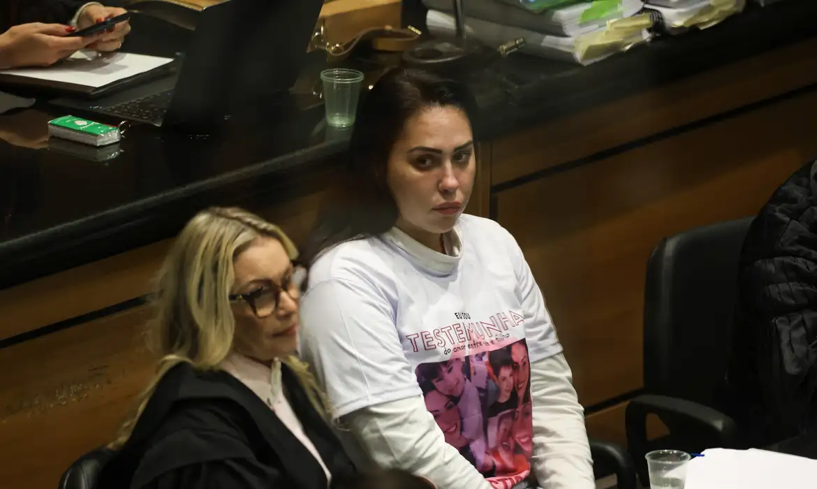 Monique Medeiros diz em júri que suspeita ter sido dopada na noite da morte de Henry Borel