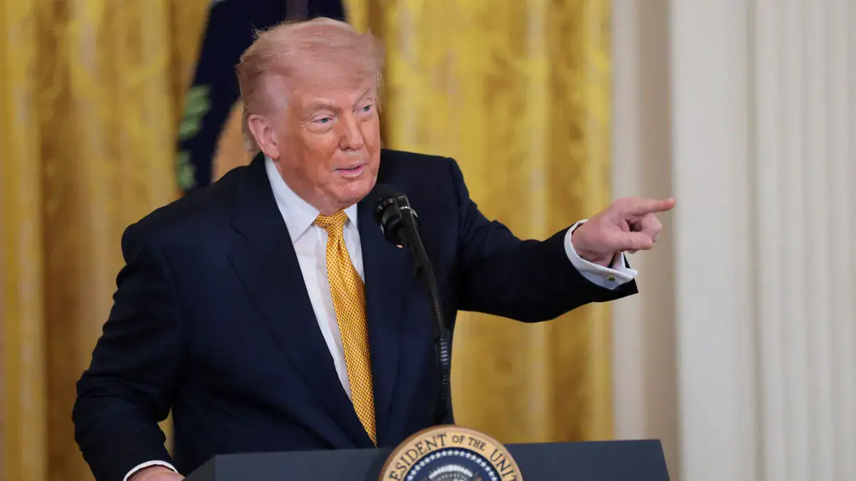 Trump anuncia acordo com Irã e fim de bloqueio naval