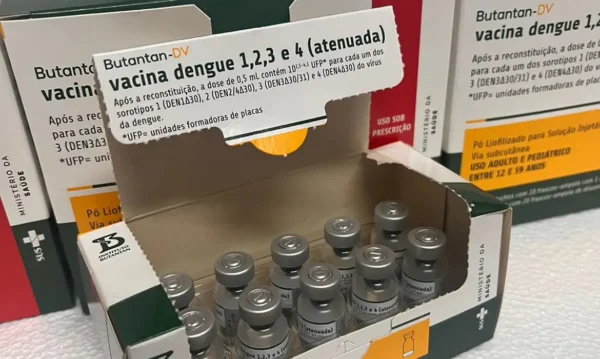 Anvisa cria grupo de acompanhamento de efeitos adversos de vacinas