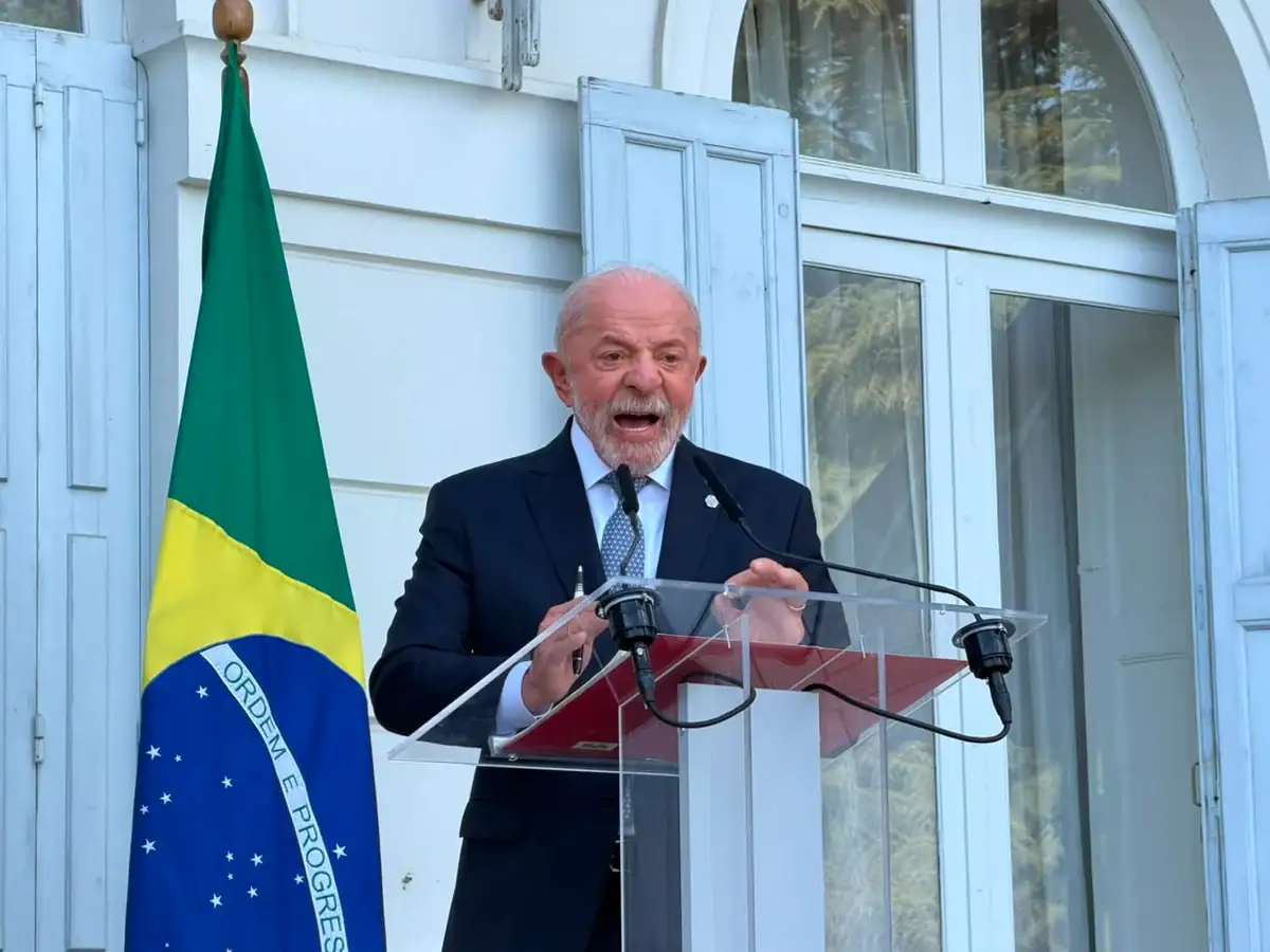 Lula rebate Trump e pede que ele “não se meta nas eleições do Brasil”